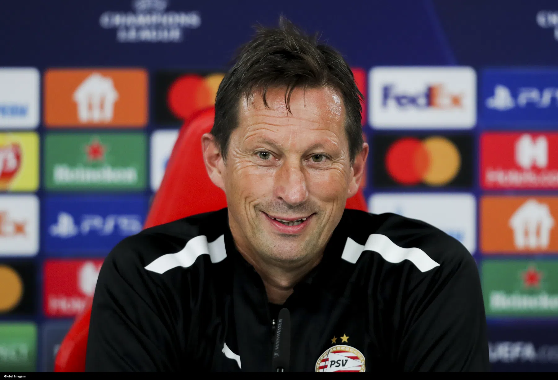 Schmidt gooit opstelling PSV weer om: vijf wijzigingen tegen Cambuur