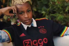Thumbnail for article: Unicum voor Ajax: Bob Marley-shirt binnen een dag uitverkocht