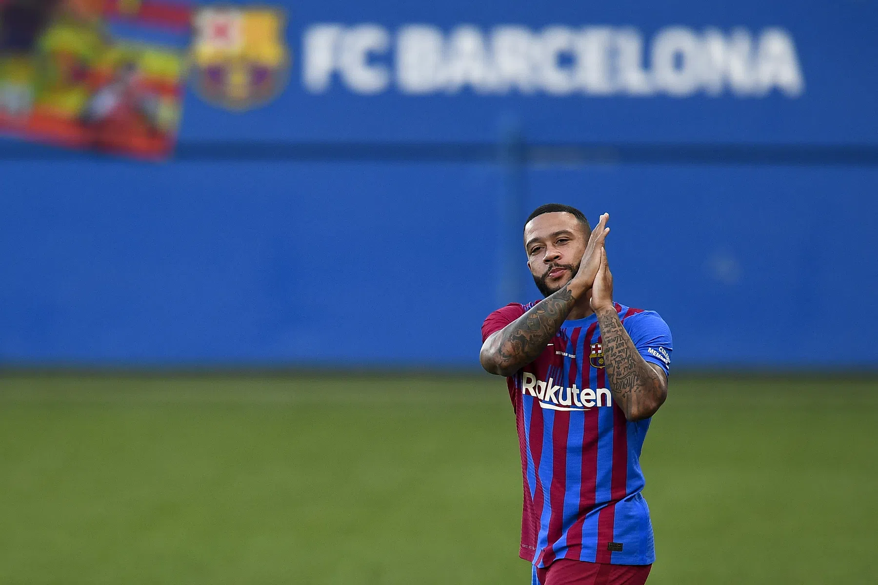 'Salvador' Memphis kan niet volop genieten van zijn eerste Barça-goal