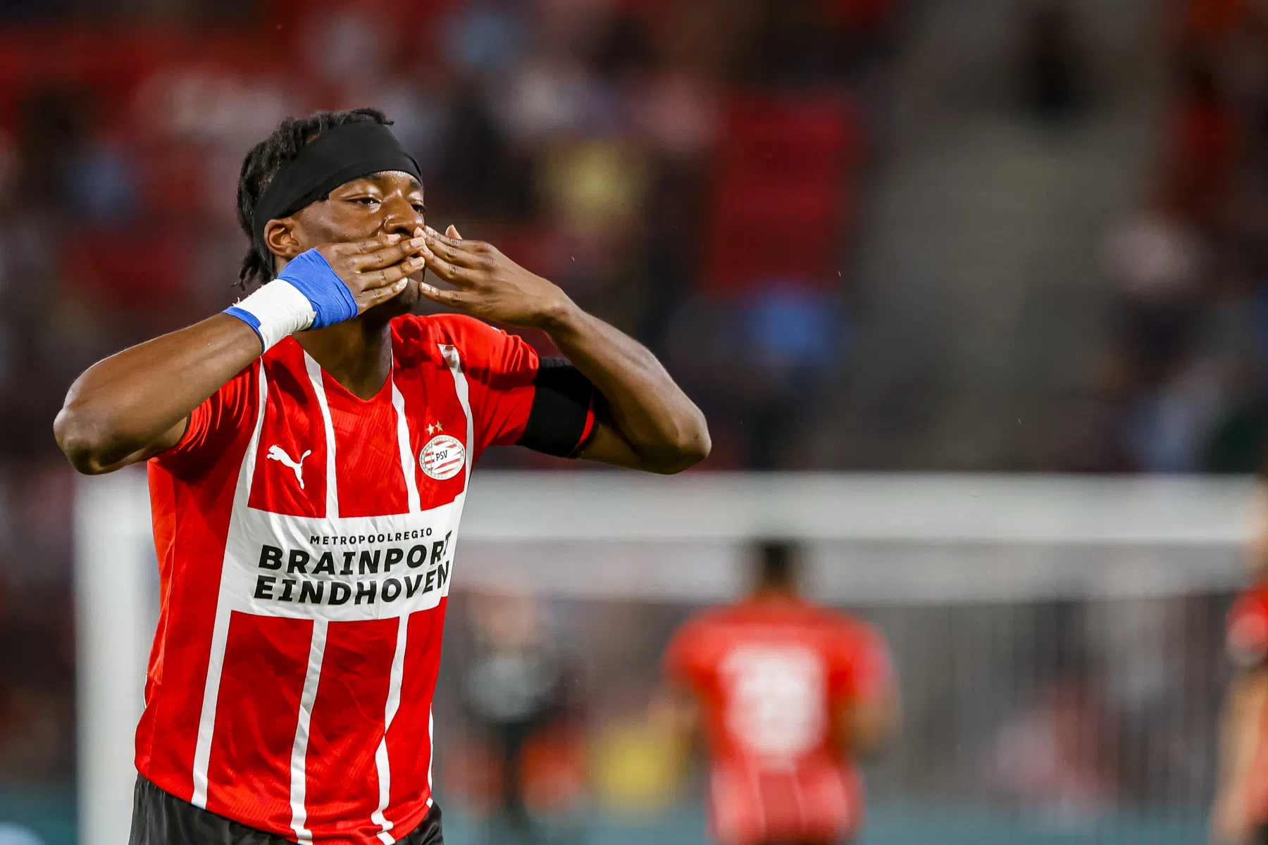 Schmidt neemt laatste zorgen rond Madueke weg voor Benfica-clash