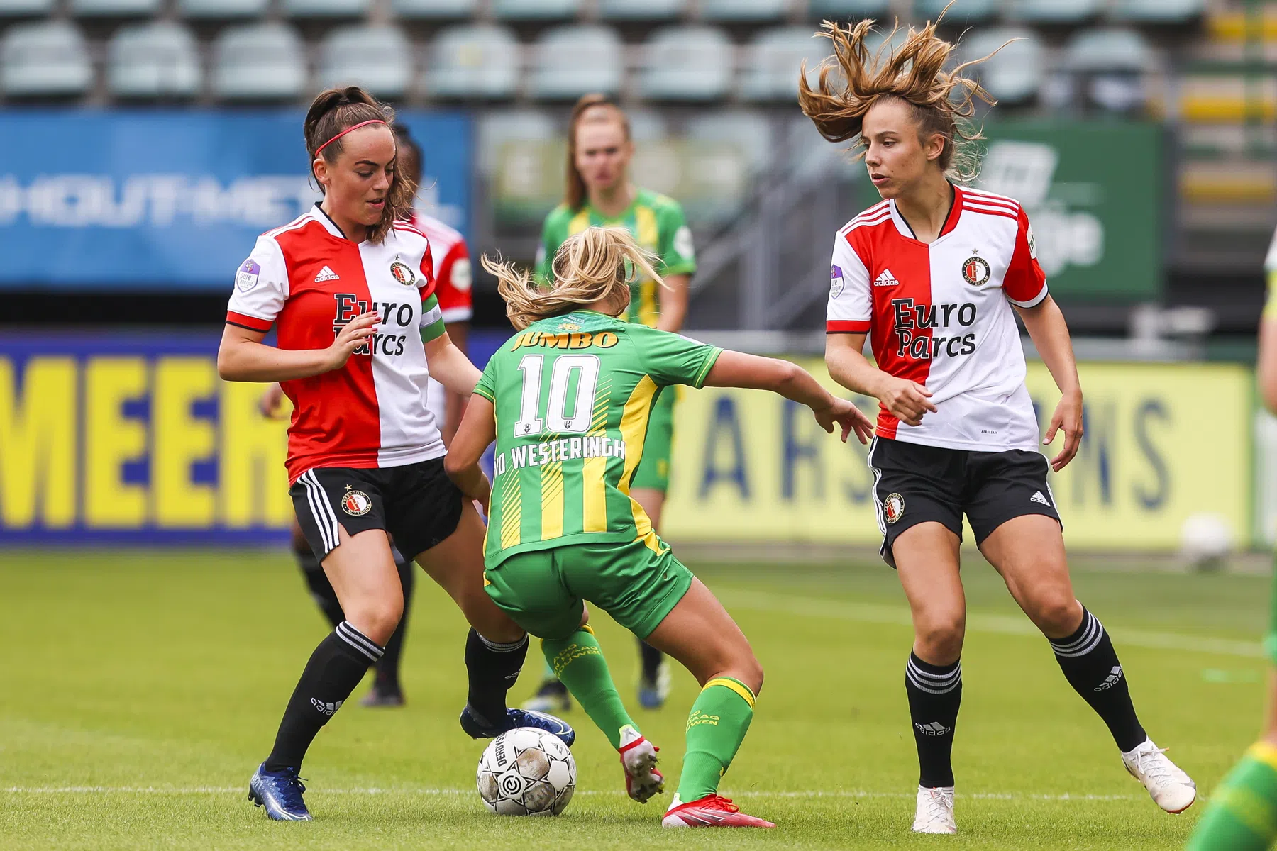 Feyenoord debuteert in Eredivisie Vrouwen met knappe remise bij ADO