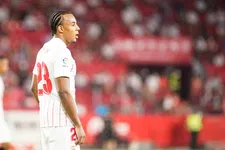 Thumbnail for article: Duidelijke taal Sevilla-directeur richting Chelsea over transfersom Koundé 