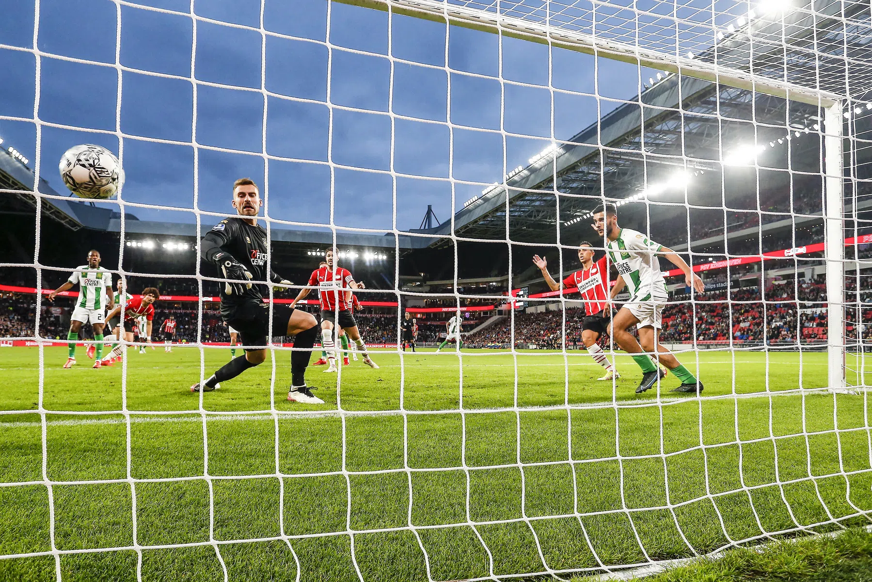 De roerige week van PSV: zwart randje aan goede start