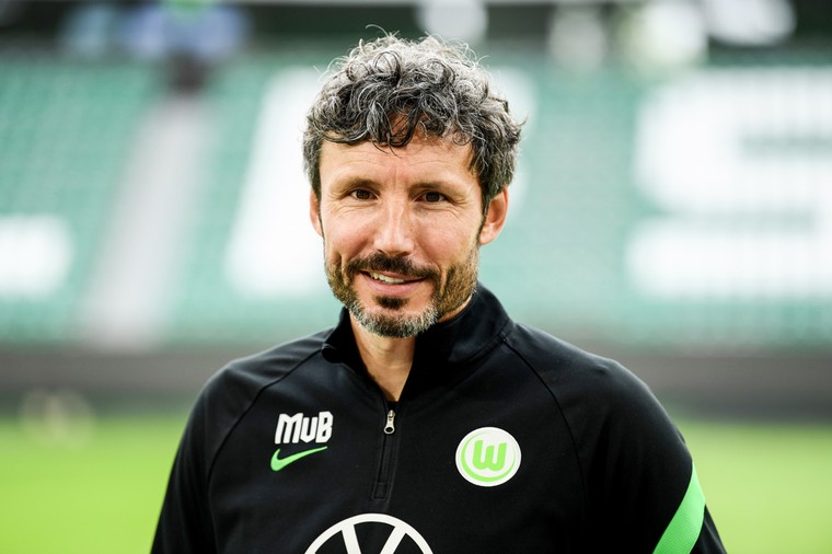 'Van Bommel speelt turbo-tiki-taka met Wolfsburg'