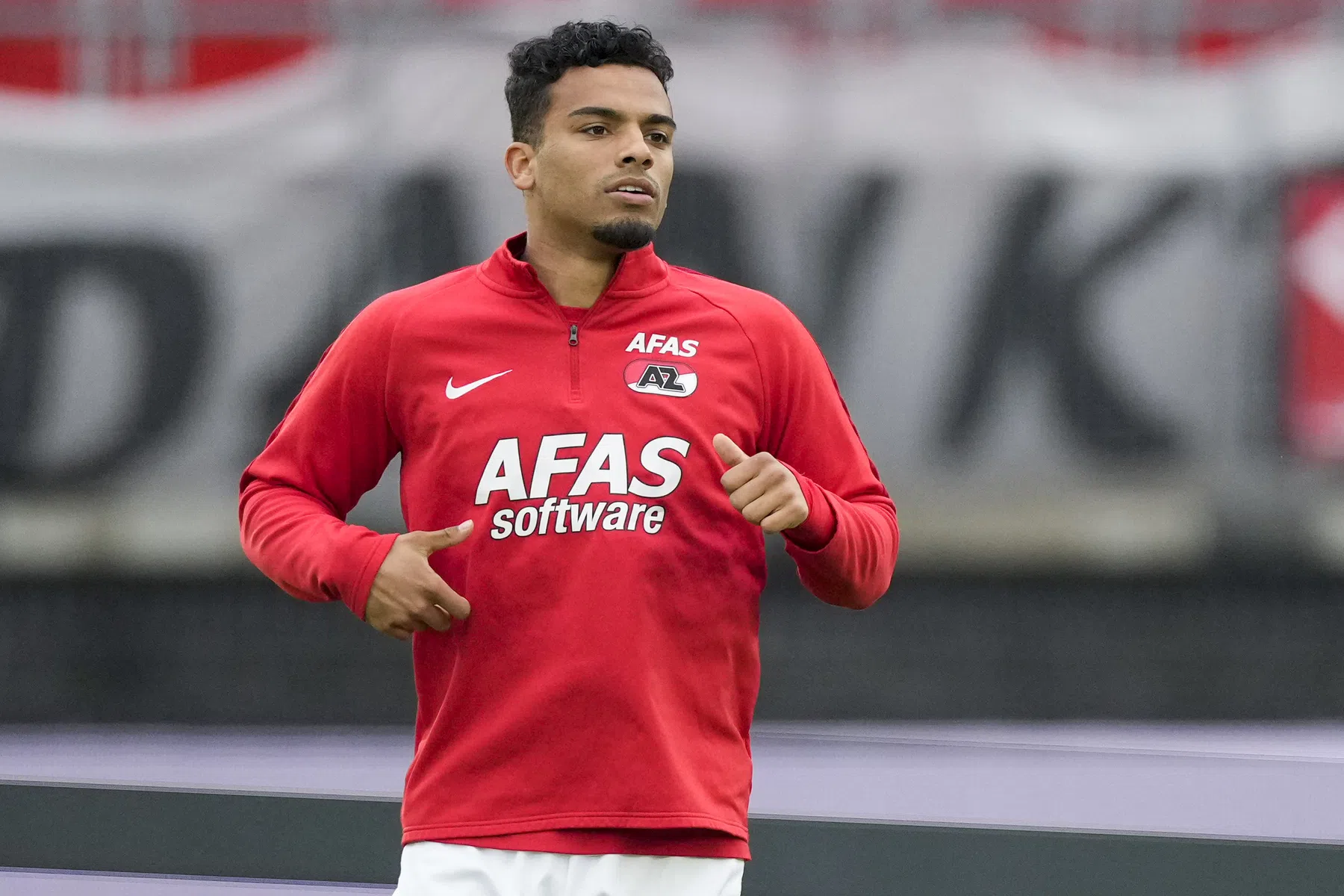 Ajax verliest in besloten oefenduel van AZ bij rentree Wijndal
