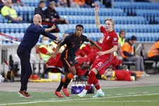 Thumbnail for article: Noorse coach looft heroïsche poging en kraakt Noorse overheid