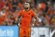Thumbnail for article: Jonge veldbestormer scoort tijdens wedstrijd selfie met Memphis