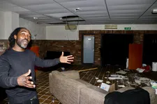 Thumbnail for article: Een chaotische dag met Riga Mustapha: 'Ronaldinho had een discotheek in zijn huis'