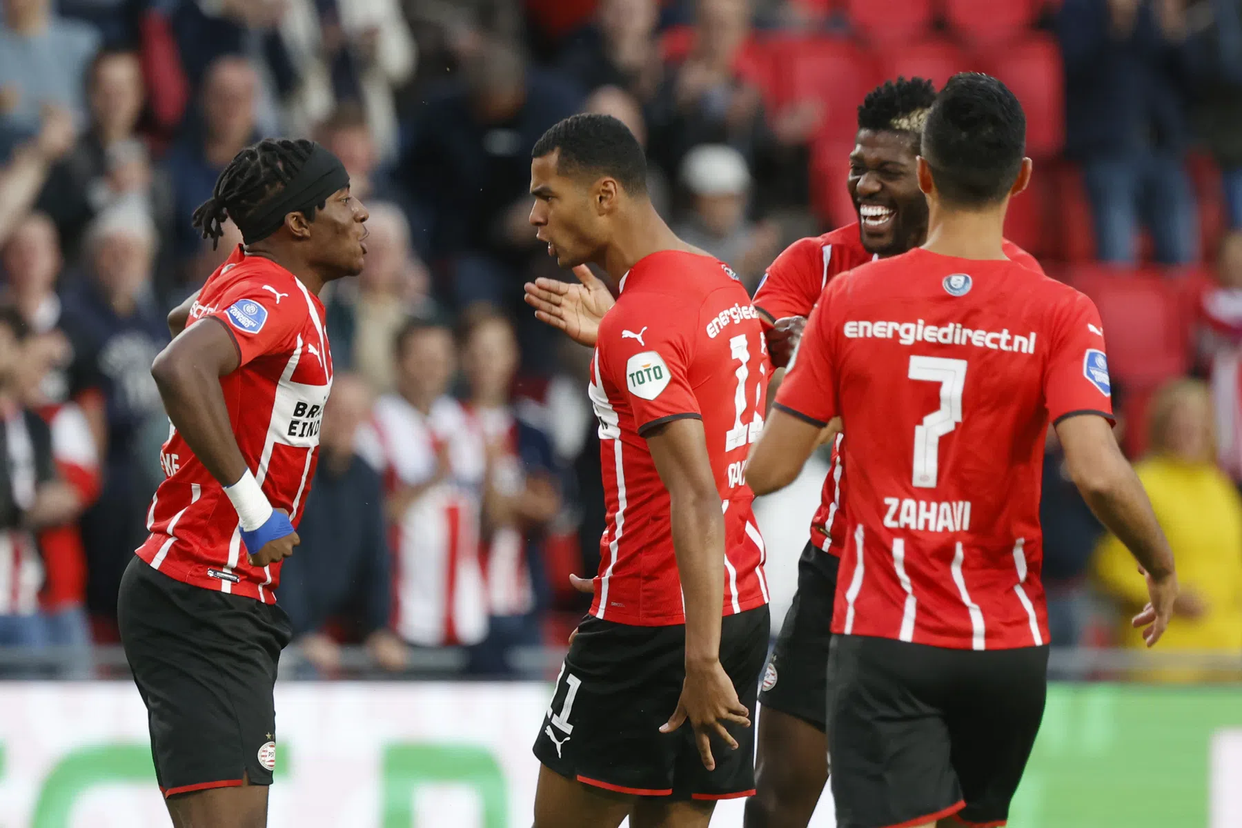 Nilis: 'PSV kan de kampioensstrijd met Ajax aan'