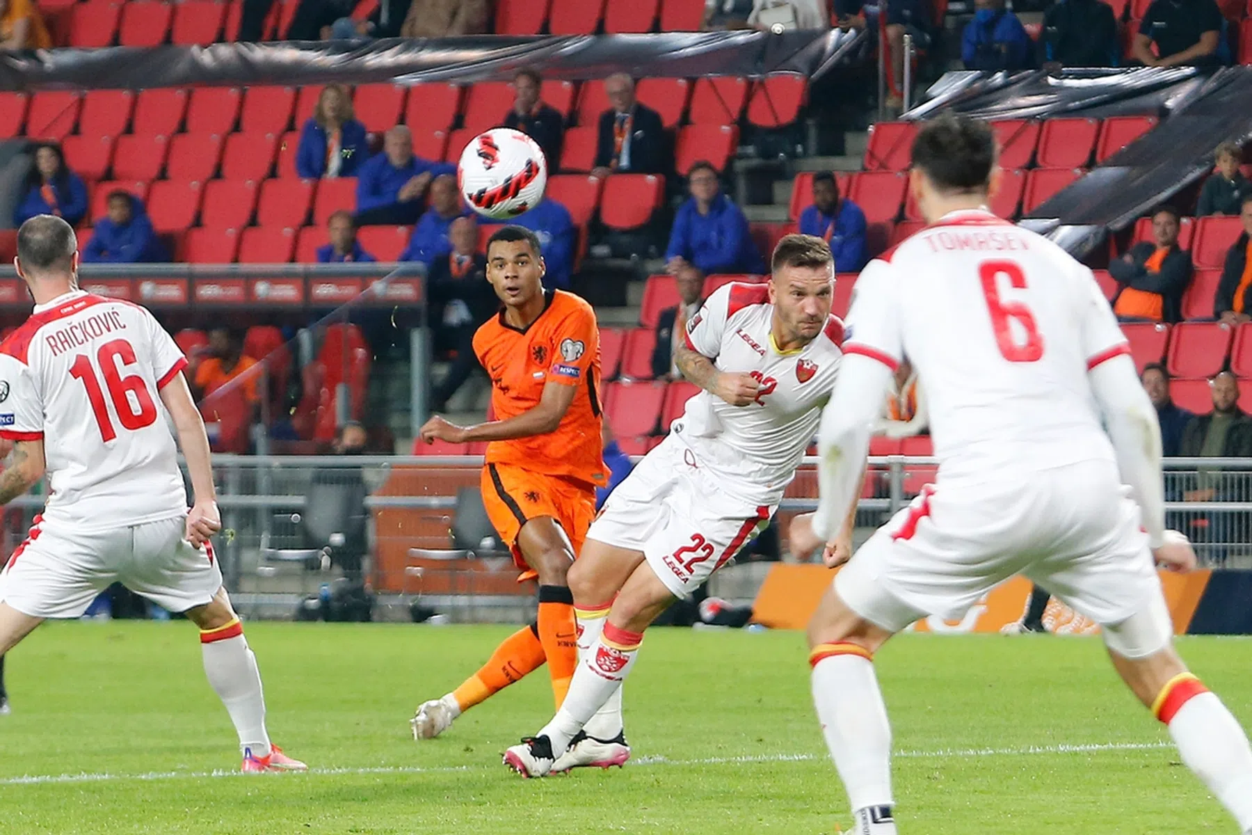Oranje tegen Turkije zonder afgehaakte Gakpo en Aké