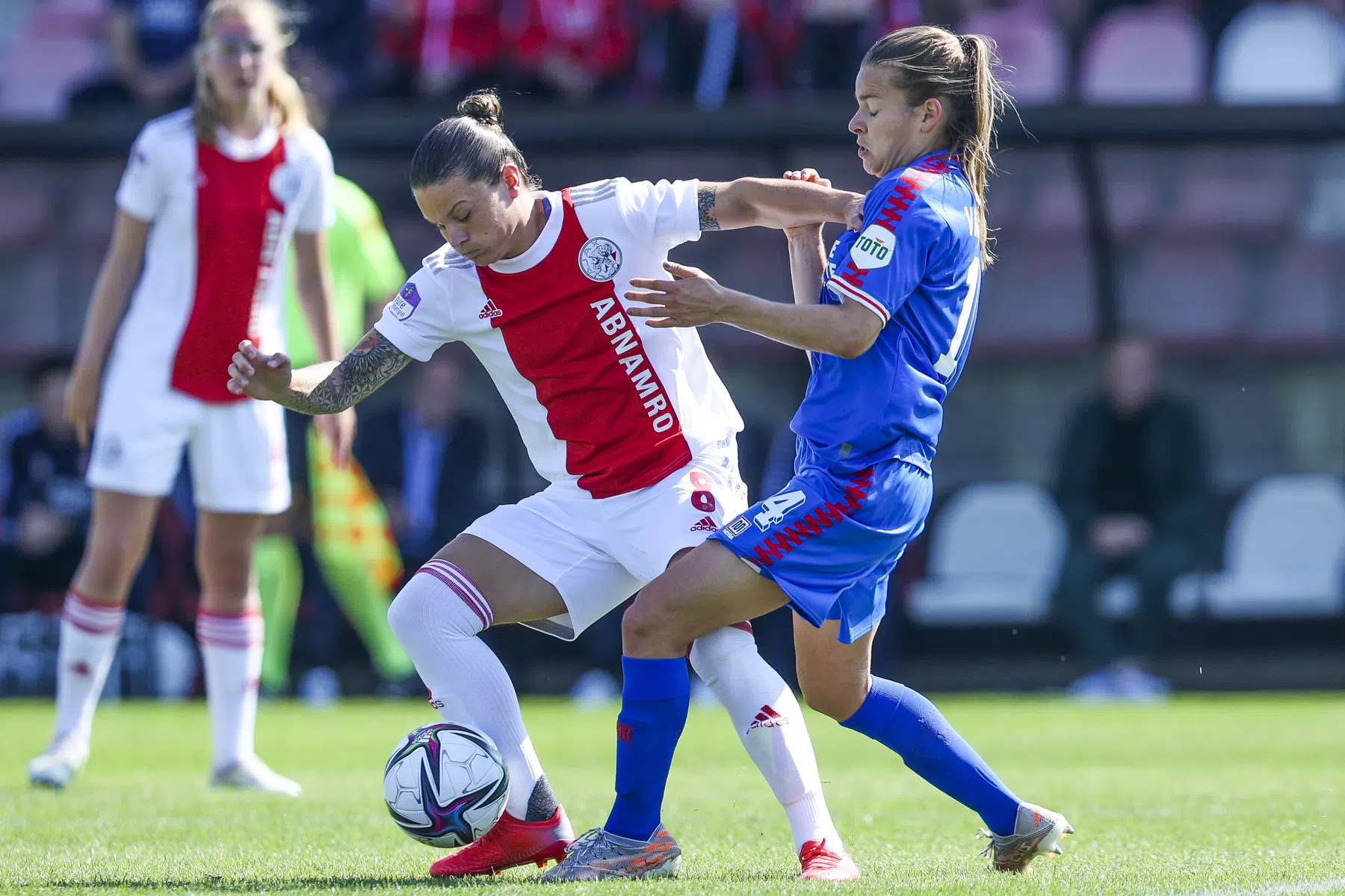 Nieuwe bondscoach haalt Spitse na blessure terug bij Leeuwinnen