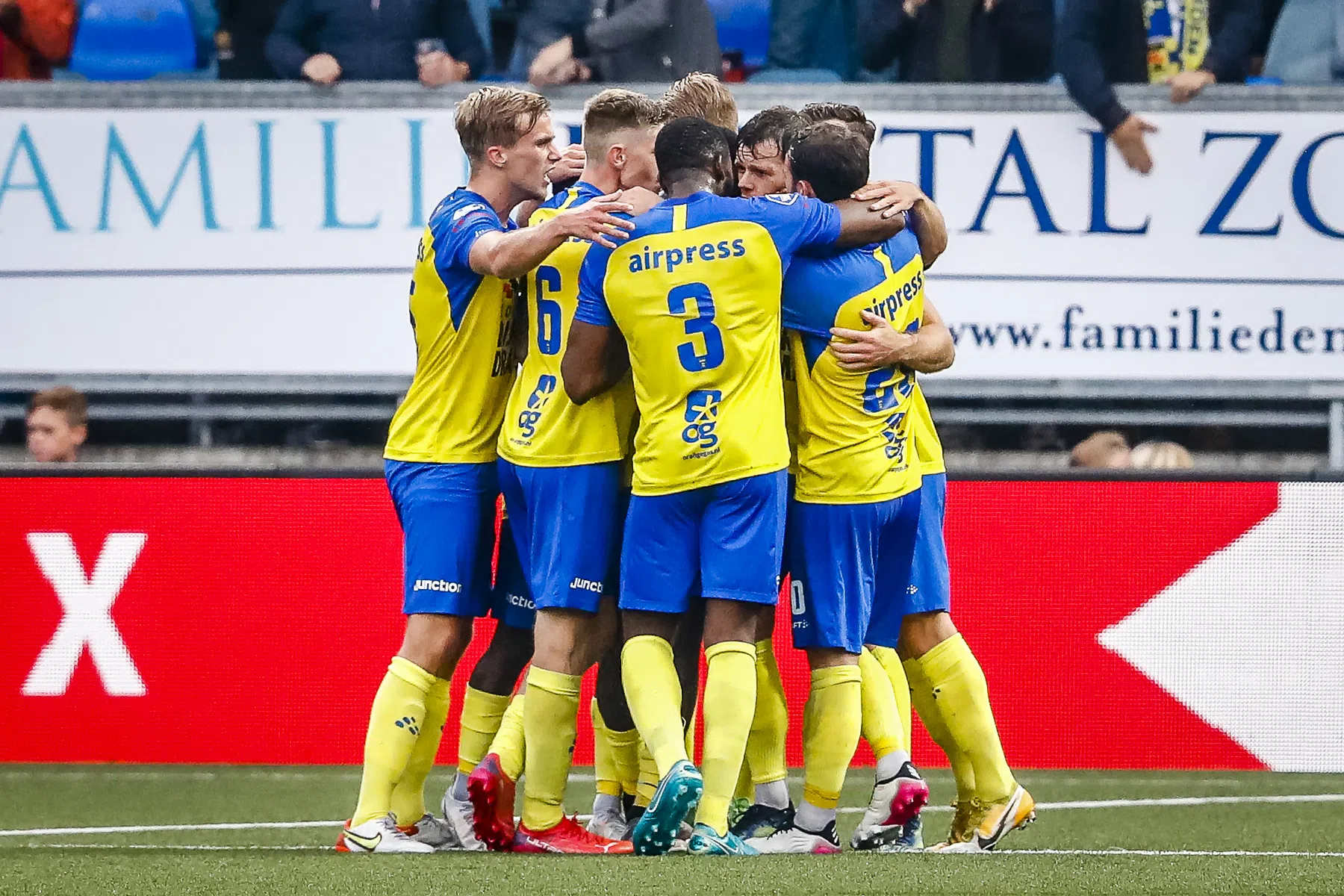 Cambuur dendert dankzij drie goals in zes minuten over Go Ahead heen