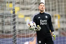 Thumbnail for article: Feyenoord heeft 'spion' in de selectie: 'Alleen al hier zijn is heel speciaal'