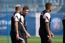 Thumbnail for article: Paris Saint-Germain heeft een heel groot probleem: Messi, Neymar én Mbappé
