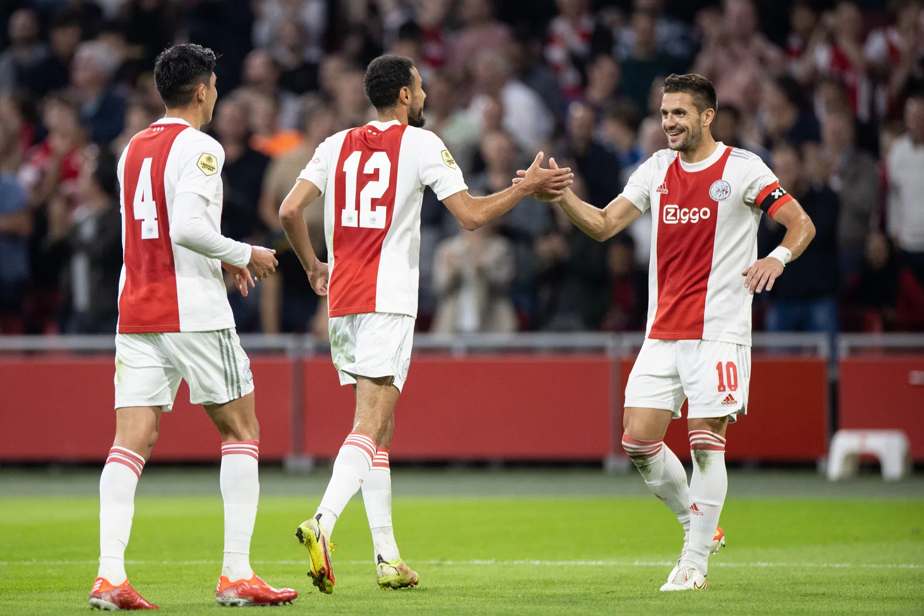 Meesteraangever Tadic passeert magische grens