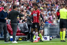 Thumbnail for article: Gakpo steunt trainer na door PSV-publiek bekritiseerde wissel