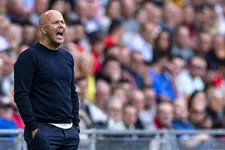 Thumbnail for article: Arne Slot troeft Roger Schmidt op alle fronten af