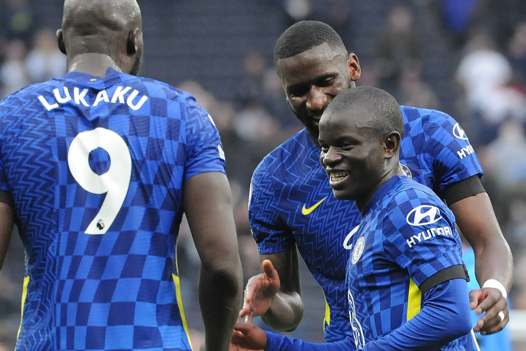 Tuchel prijst 'unieke' Kanté: 'Moeilijk om te geloven hoe goed hij is'
