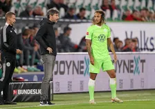 Thumbnail for article: Bij Van Bommel is niemand zeker van zijn plek: 'Maar het moet wel logisch zijn'