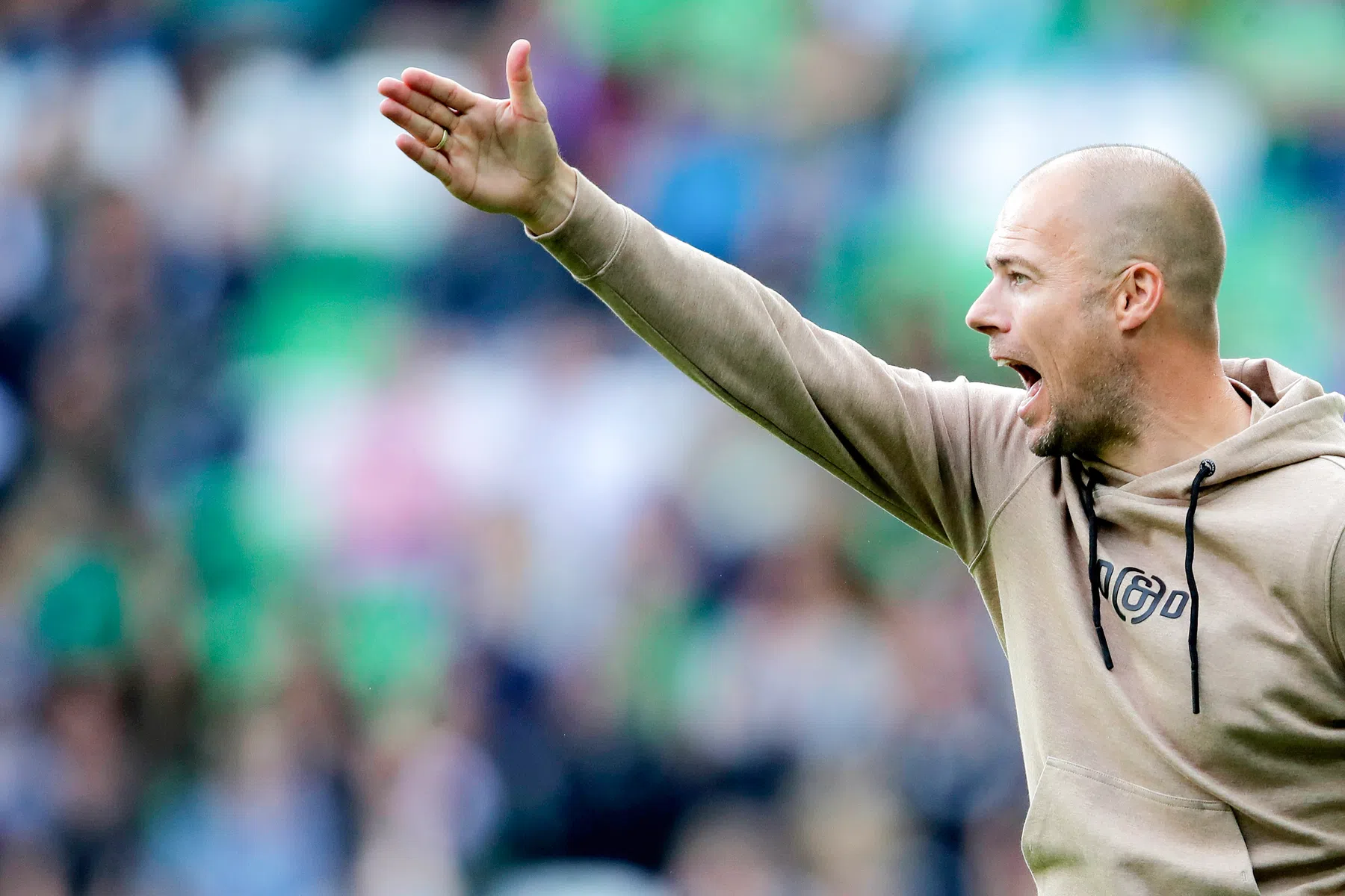 Een unieke kijk achter de schermen: de afwijkende voetbalvisie van Danny Buijs