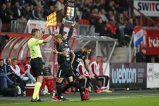 Thumbnail for article: AZ-coach Jansen geeft uitleg over vernederende wissel Letschert