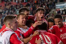 Thumbnail for article: 'Knokploeg' Twente krijgt concurrenten op de knieën: 'Er zit nog meer rek in'