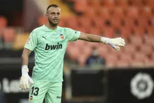 Thumbnail for article: Cillessen direct belangrijk bij rentree in het doel bij Valencia