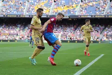 Thumbnail for article: De Jong krijgt 'heel speciaal gevoel' van eerste doelpunt voor Barcelona