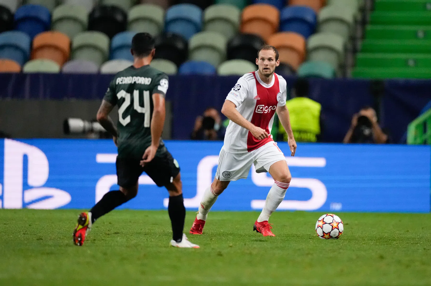 Blind staat voor jubileum in Champions League: 'Madrid-uit was de mooiste'