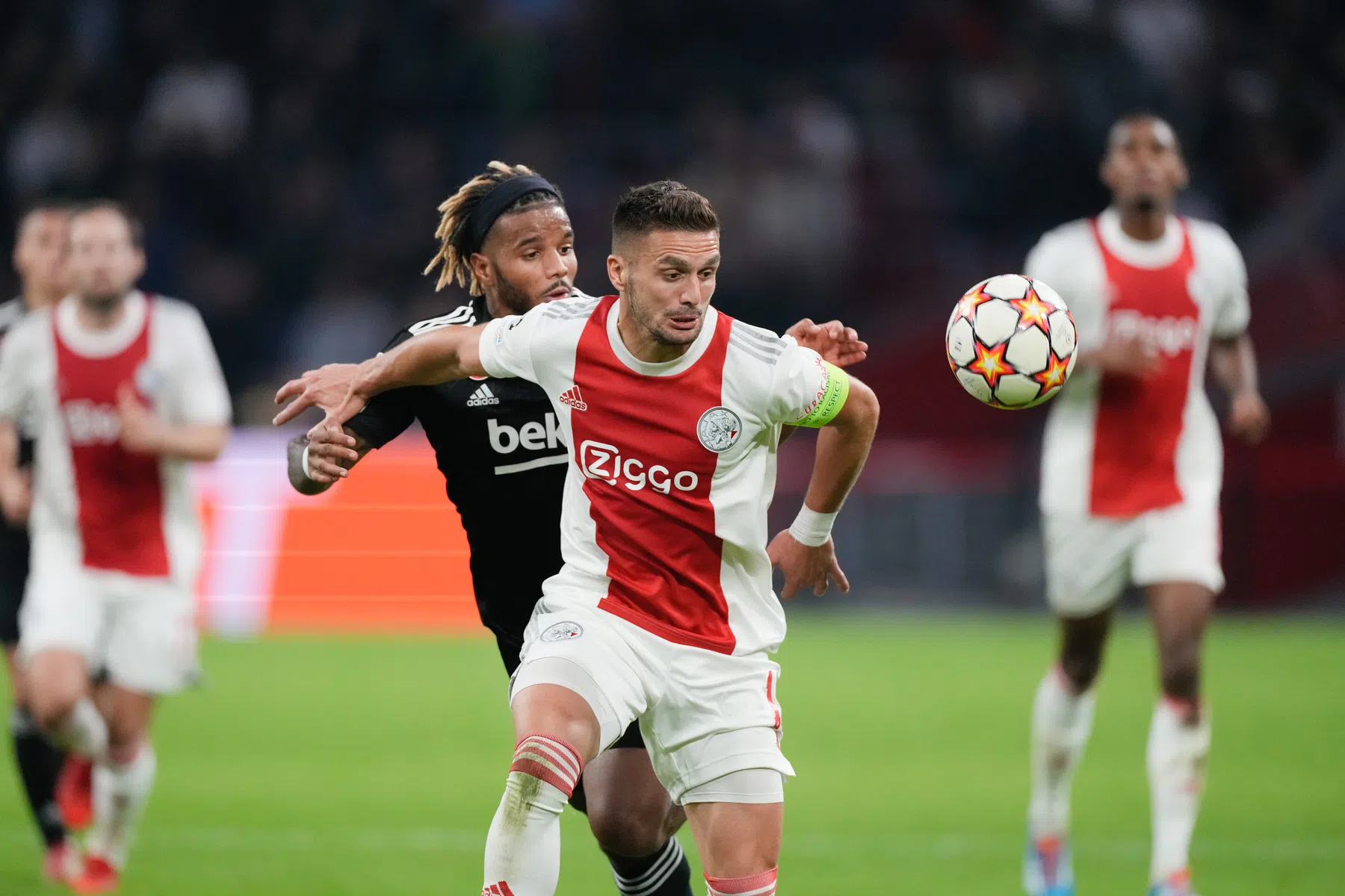 Tadic baalt van gemiste kansen: 'Maar het belangrijkste is dat we winnen'