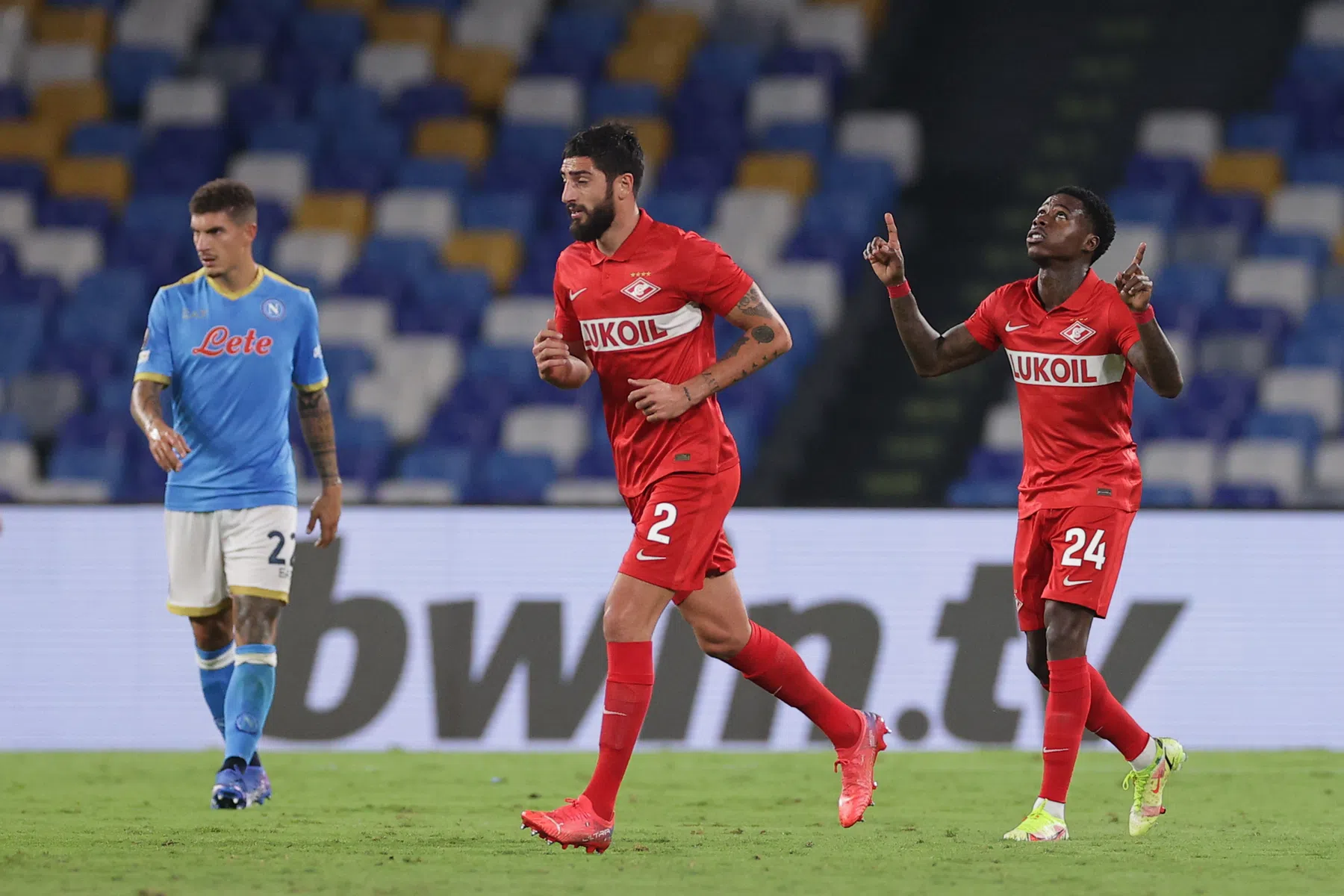 Glansrol voor Promes bij stunt tegen Serie A-koploper Napoli