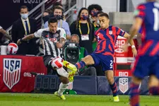 Thumbnail for article: Amerikaanse bondscoach lyrisch over Dest: 'Sky is the limit voor hem' 