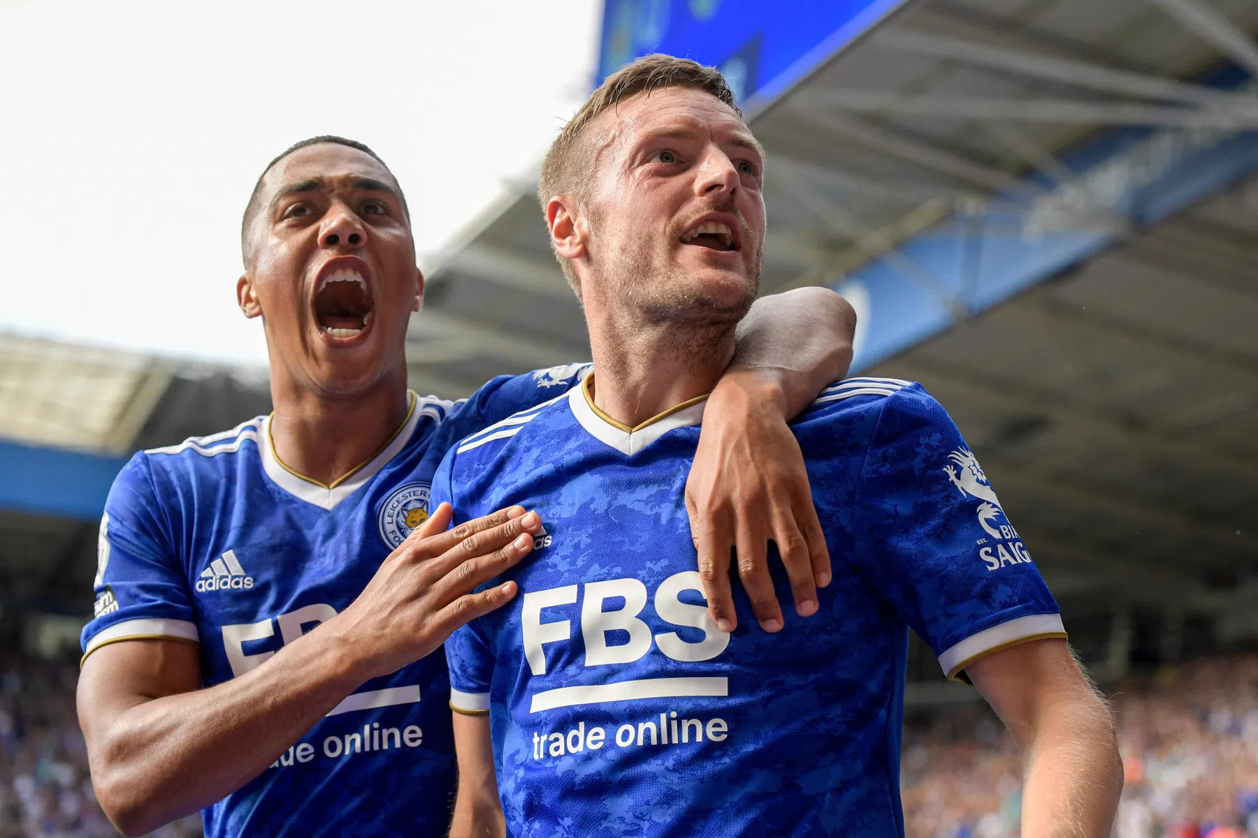 Druk op Solskjaer neemt toe na krankzinnige slotfase tegen Leicester