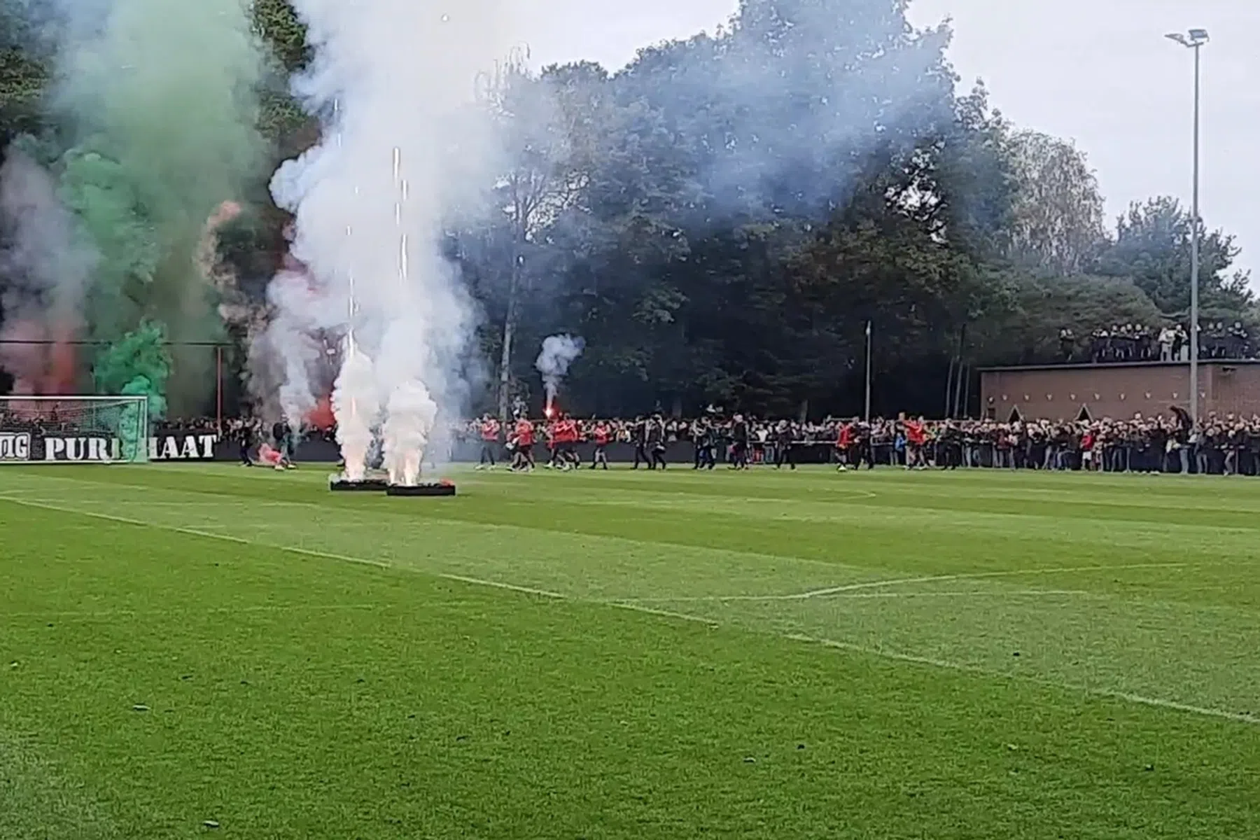 Supporters zetten NEC op scherp: 'Dit is de wedstrijd van het seizoen'