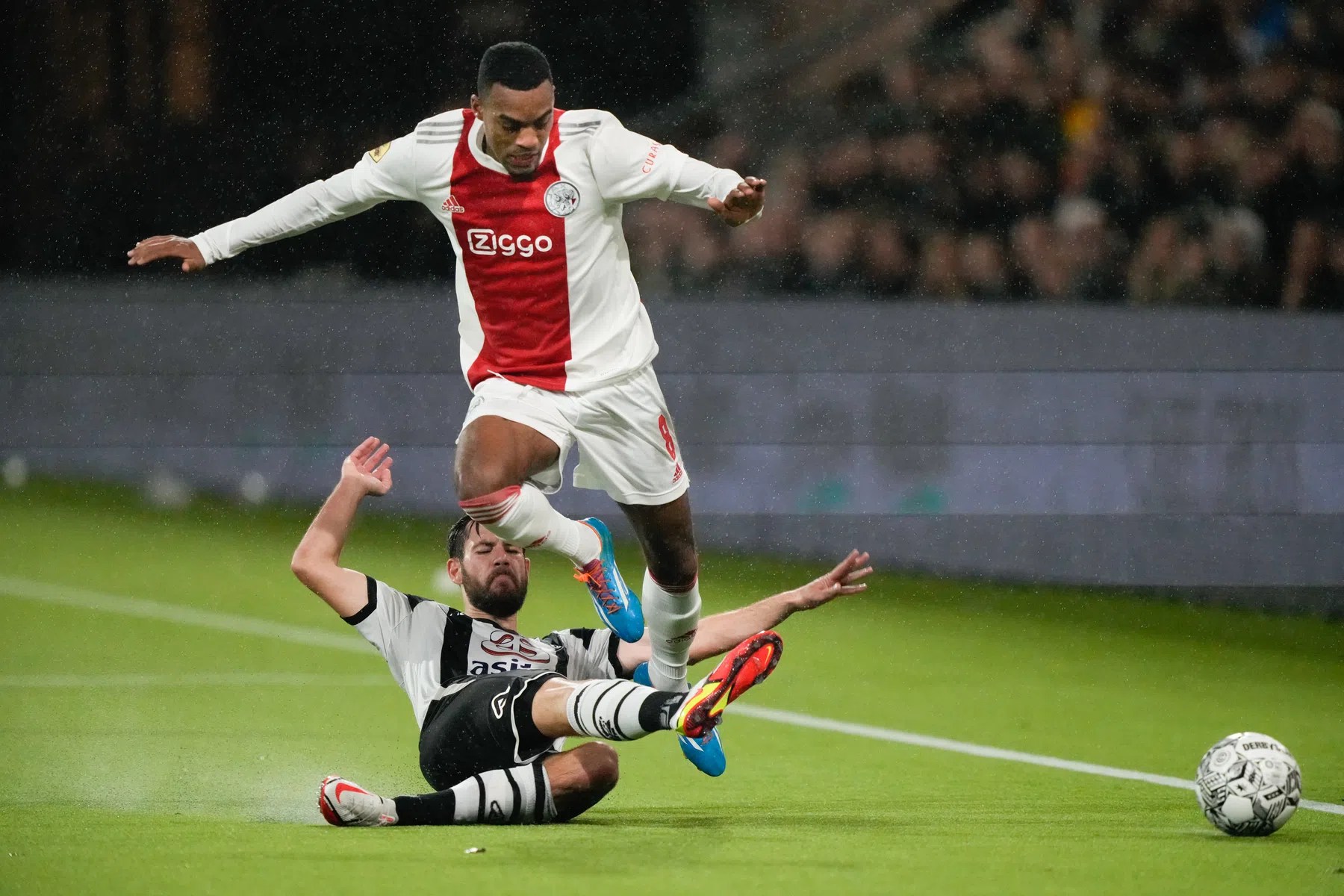 'We moesten het vies spelen tegen Ajax, daar kunnen ze niet tegen'
