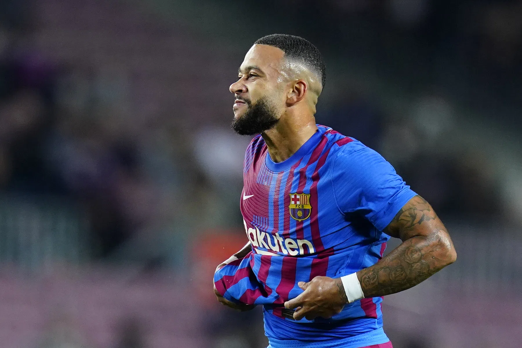 Barça ploetert voort zonder Koeman: topgoal Memphis levert geen zege op