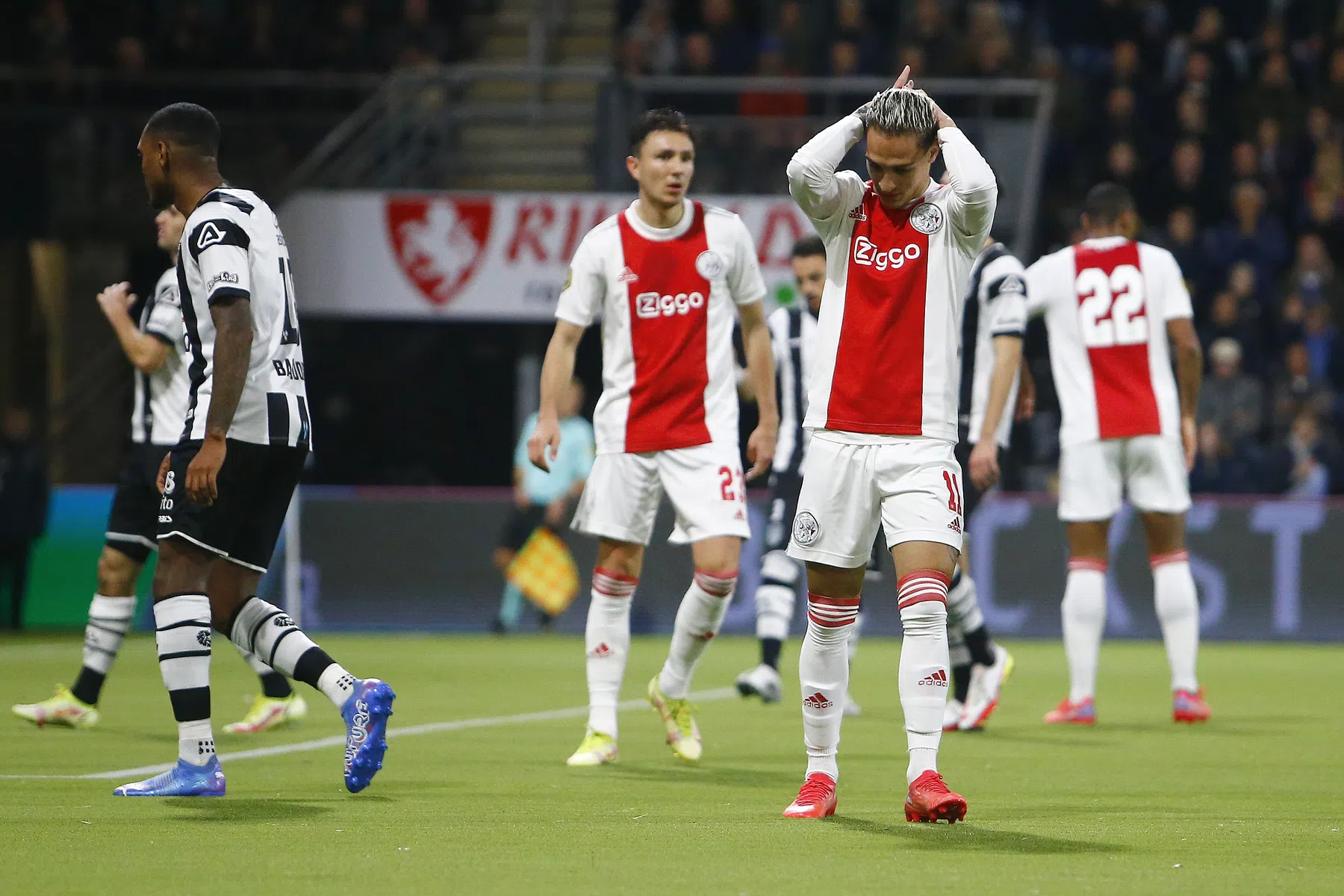 Armoedig Ajax laat het in aanloop naar CL-clash afweten tegen Heracles