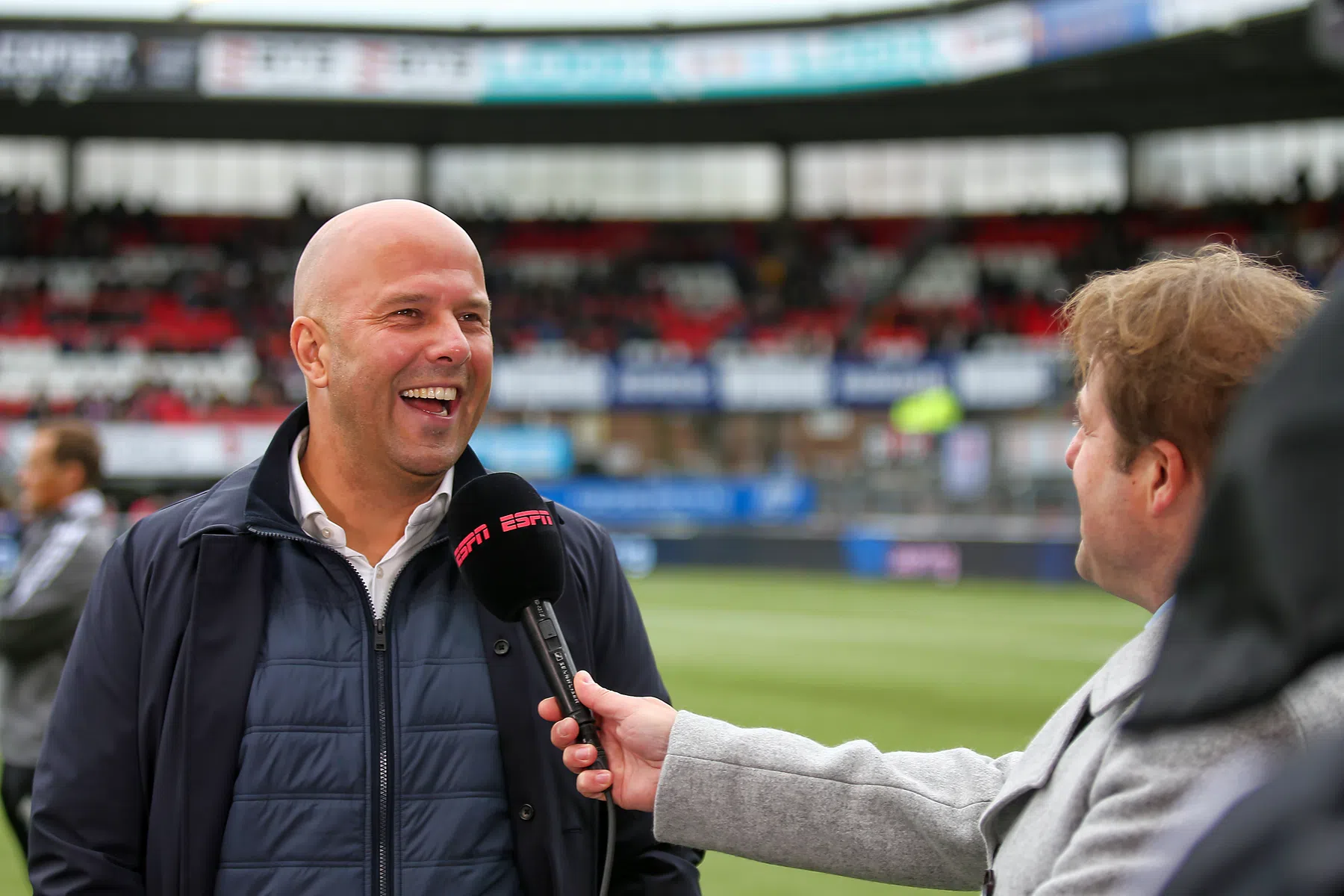 Feyenoord hijgt Ajax en PSV in de nek: 'We staan er heel goed voor'