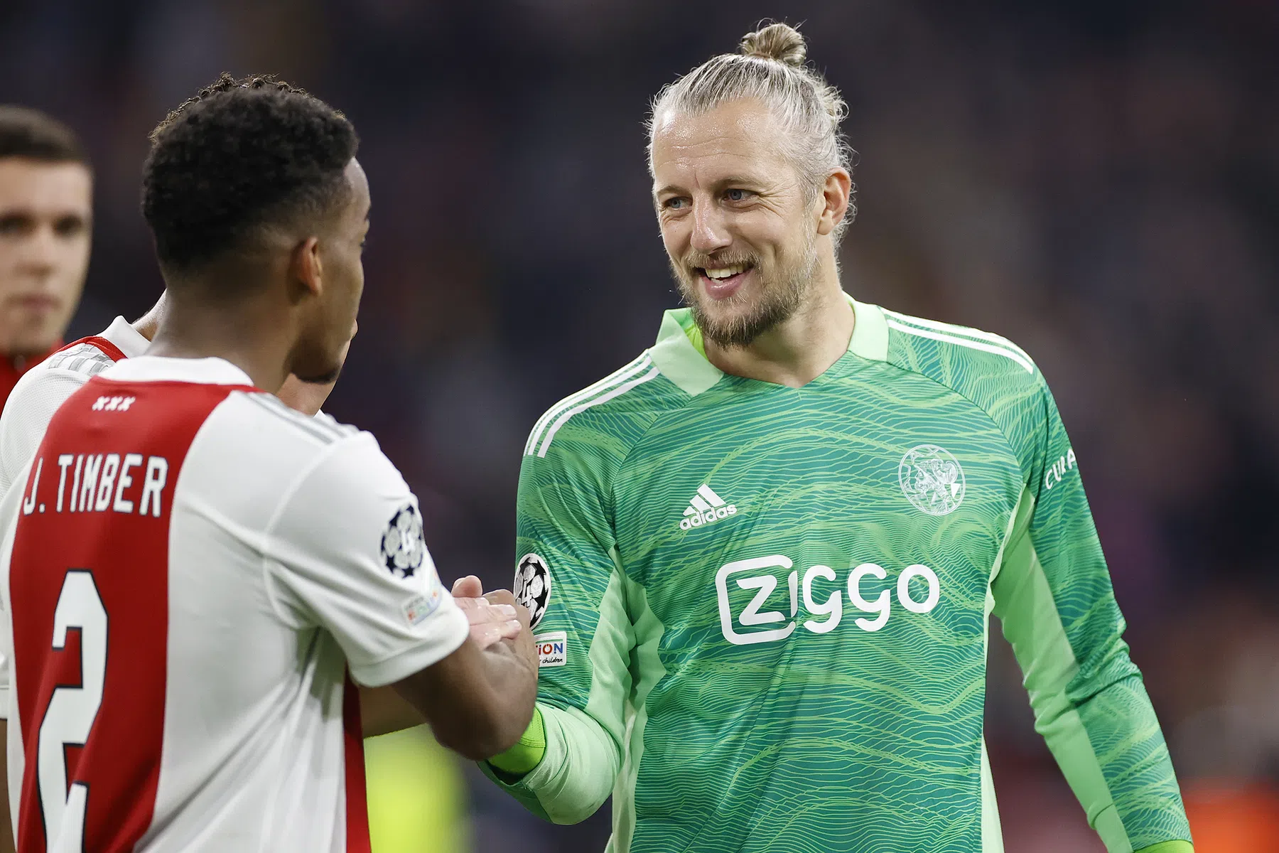 Ten Hag over keeperssoap: 'Onana sluit aan, maar Pasveer is nu onze eerste man'
