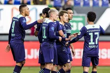 Thumbnail for article: Gehavend PSV voert in Sittard druk op Ajax op