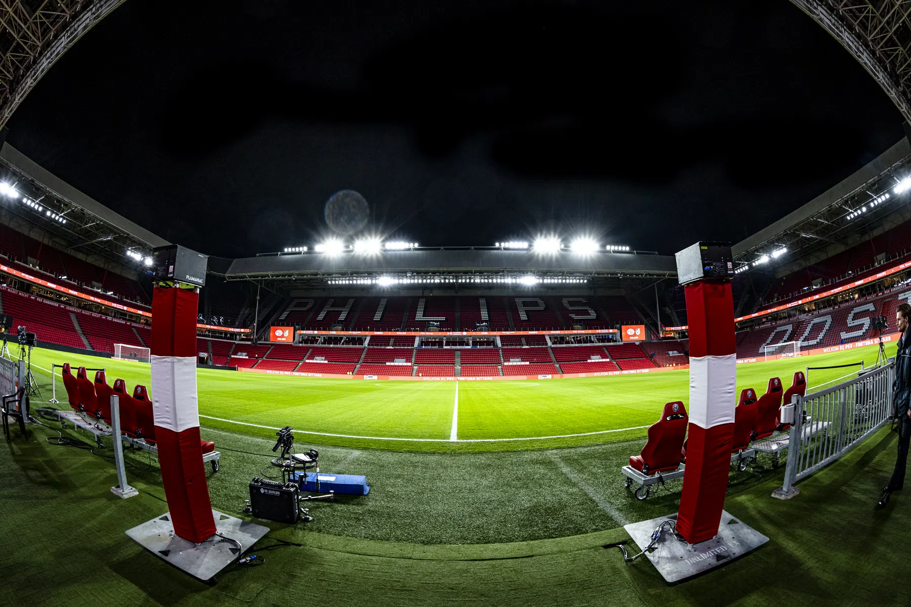 PSV wil op datagebied Liverpool achterna
