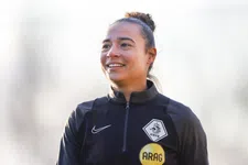 Thumbnail for article: Franca Overtoom zorgt in Deventer voor Eredivisie-primeur