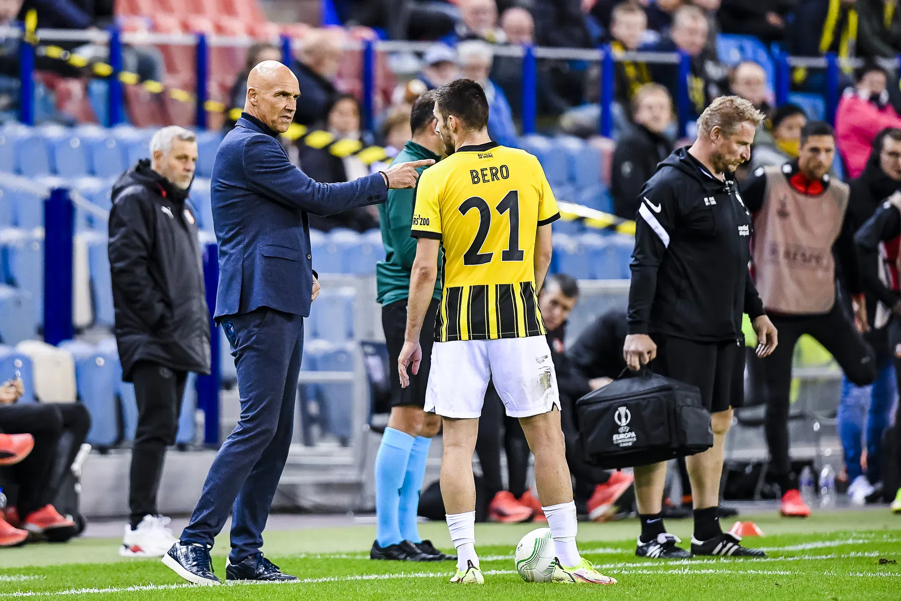 Letsch spreekt richting PSV-uit over beste nieuws van de week