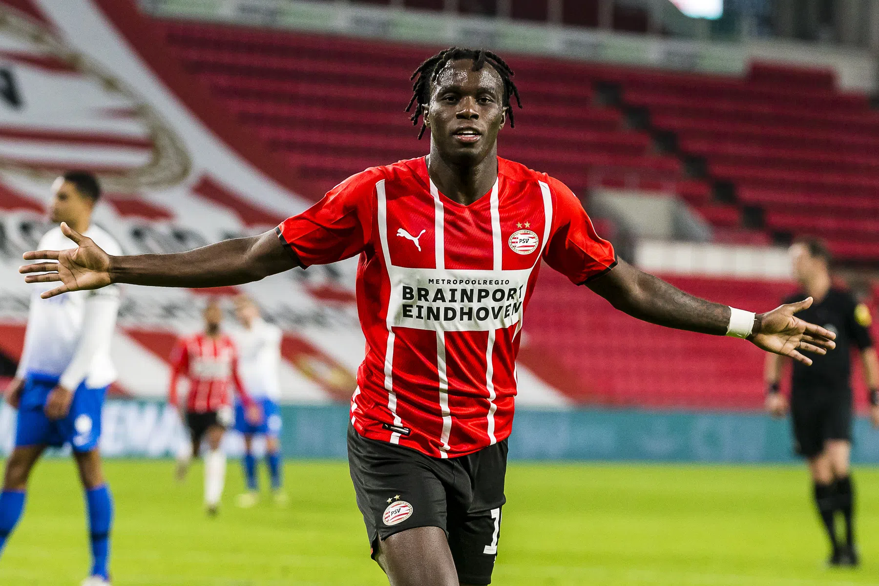 Bruma staat zelf te kijken van belangrijke rol bij PSV