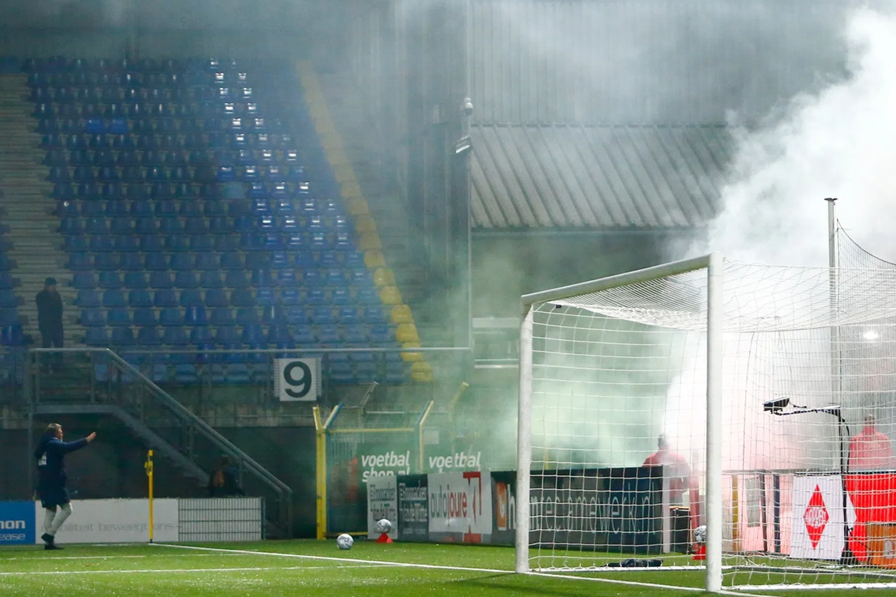 Henk de Jong spreekt klare taal over binnendringers bij SC Cambuur