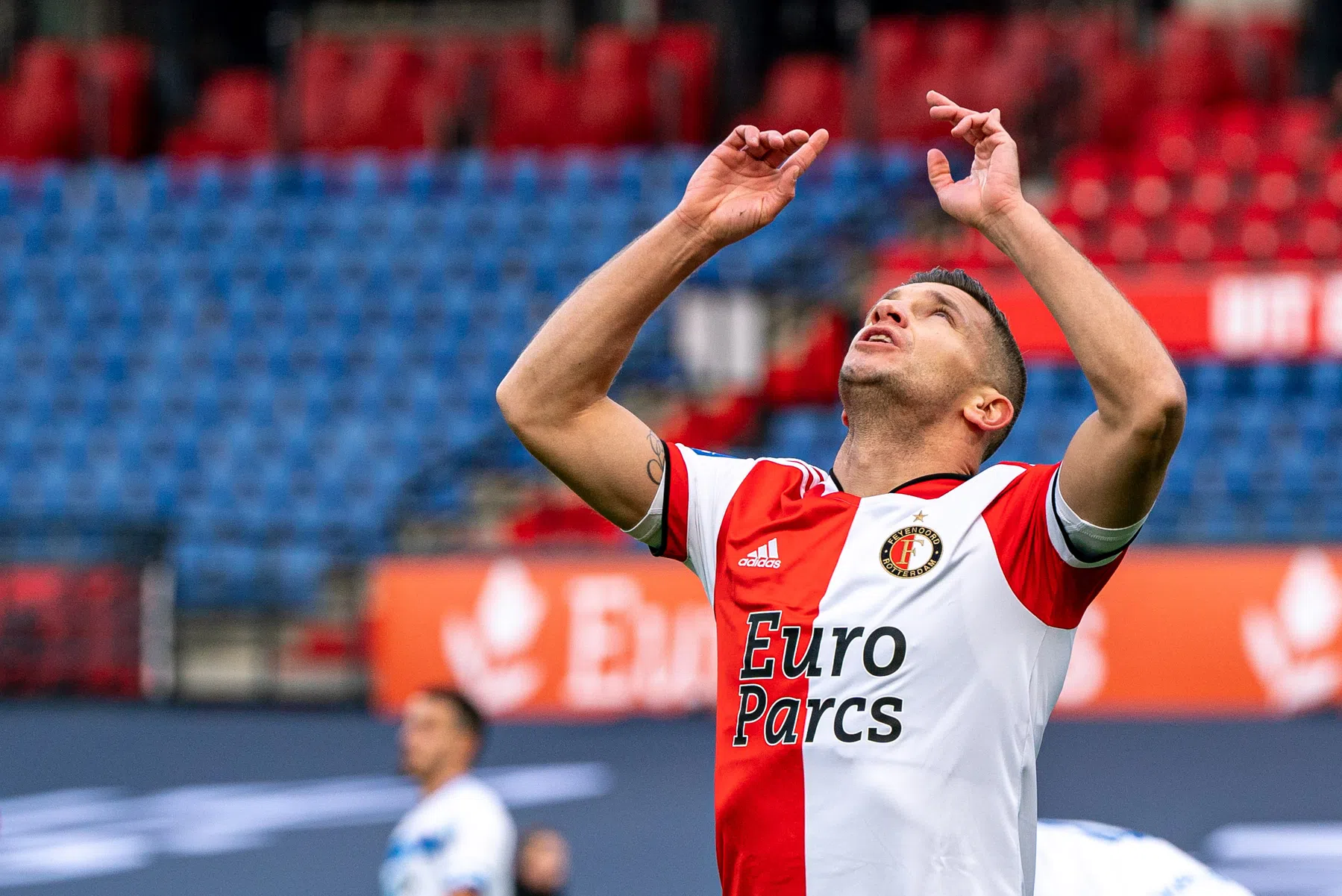 Linssen op gelijke hoogte met Bergkamp: 'Ja, jullie kijken daar van op...'