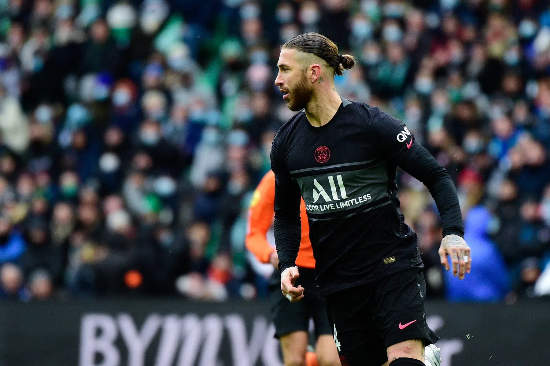 Ramos slaat PSG-boek officieel open met basisplaats tegen Saint-Étienne