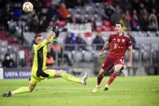Thumbnail for article: Scoren als automatisme: wat Malen, Brobbey en Zirkzee van Lewandowski kunnen leren