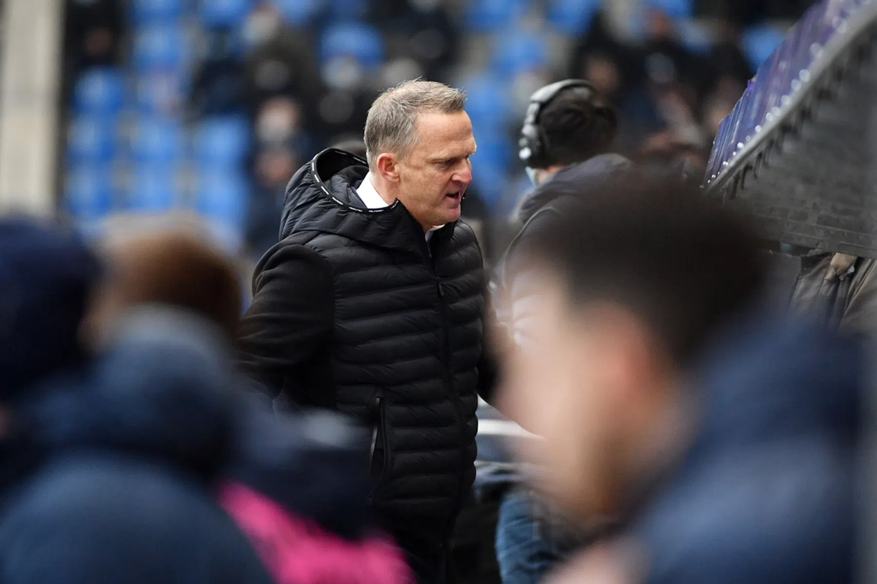 Van den Brom staat ondanks ontslag 'tussen Genkse helden'