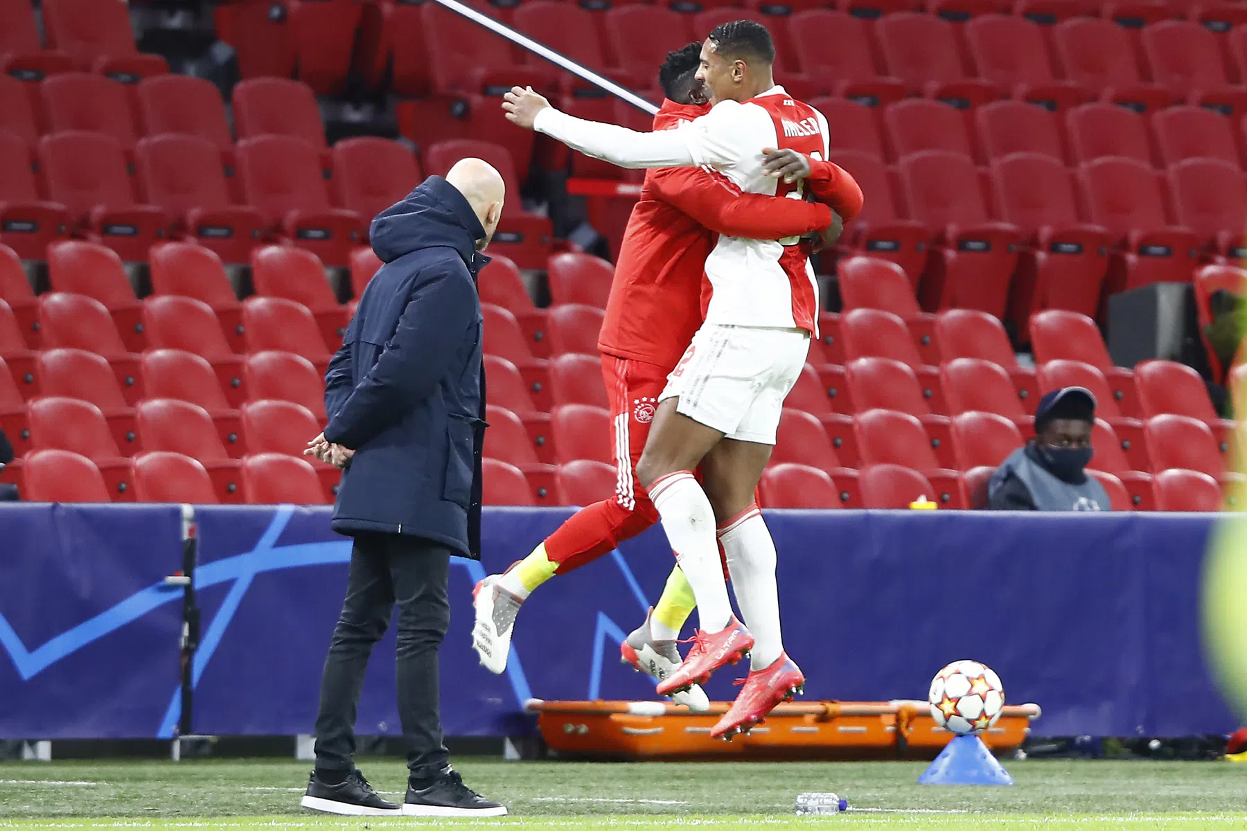 Haller leeft zijn Champions League-droom: 'Tien goals, dat is best oké'